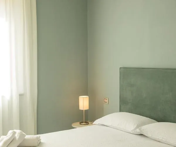 Lei Μαρανέλλο