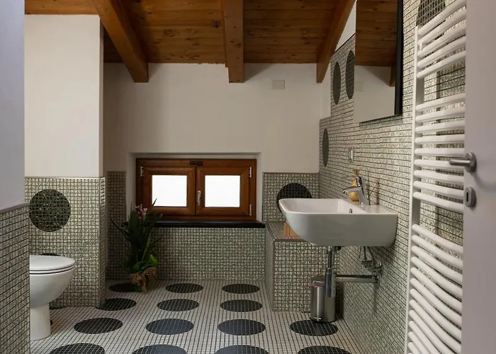 Bed and Breakfast Lei 4*